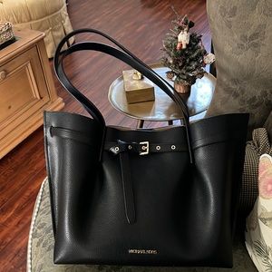 Michael Kors shoulder bag and tote